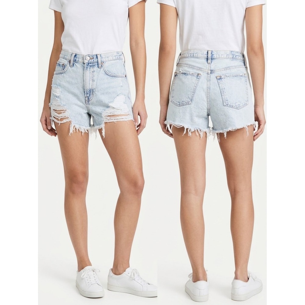 Abercrombie & Fitch The Boyfriend Short Mid Rise Distressed Denim Light Wash 26